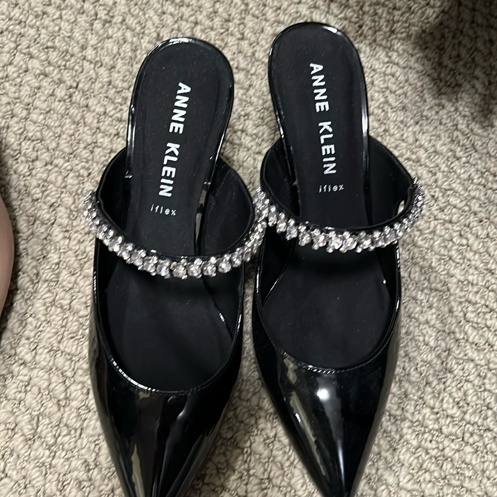 Ann Klein size 10 new black remi embellished stiletto dress pumps